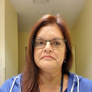 Meet your Posher, Elissa